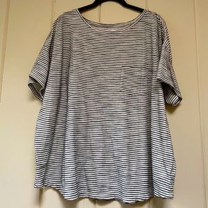 Striped Old Navy Easy Tee in XXL